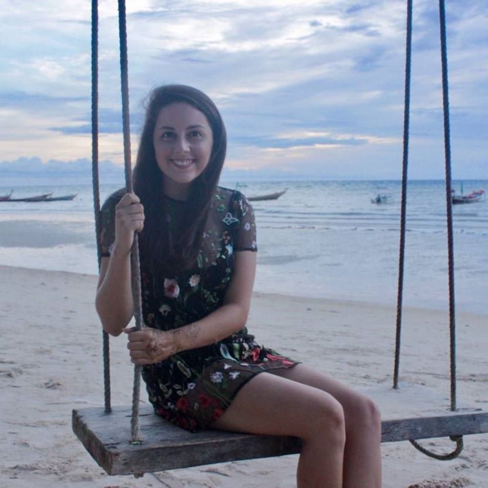 Meet your Posher, Ana